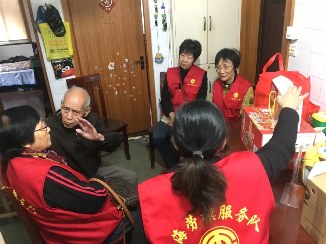 走访看望了娄绍南,张静芝,林浦雁,葛新民,卢宝贞,王詹影等多位老劳模